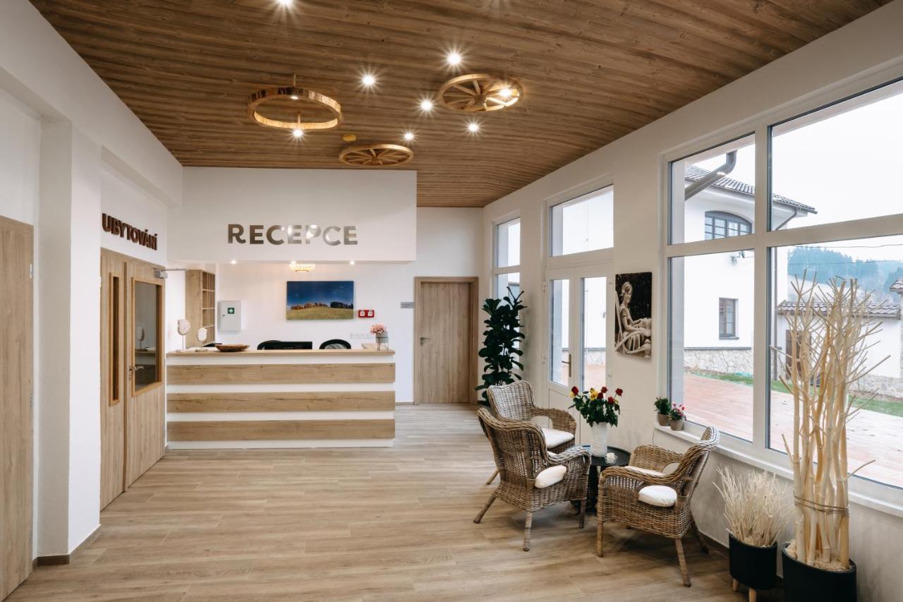 Wellness Penzion Marta Kuklik Bagian luar foto
