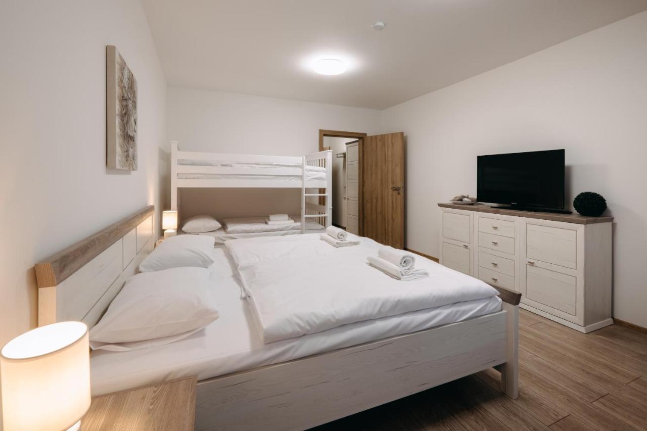 Wellness Penzion Marta Kuklik Bagian luar foto