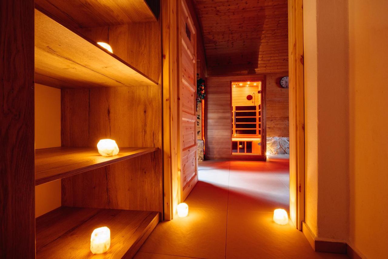 Wellness Penzion Marta Kuklik Bagian luar foto