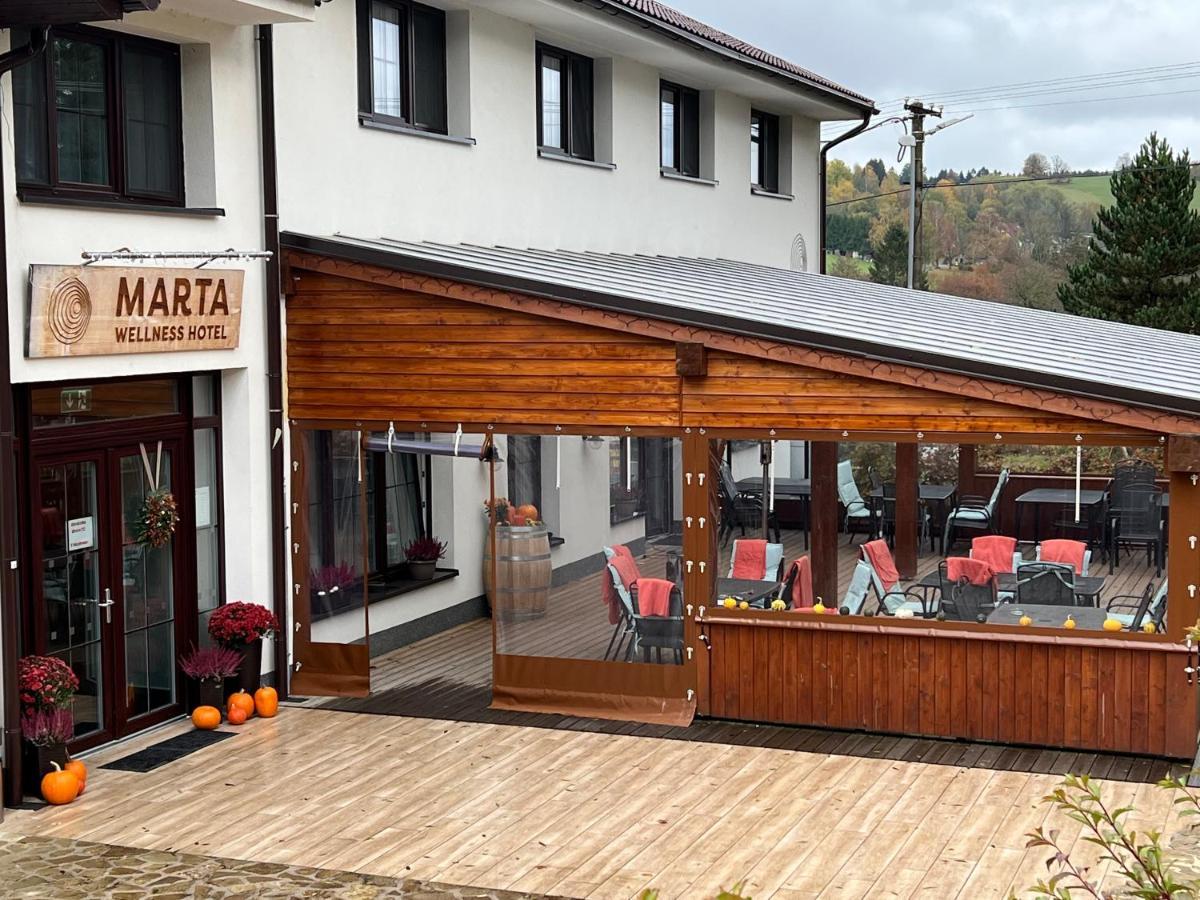 Wellness Penzion Marta Kuklik Bagian luar foto