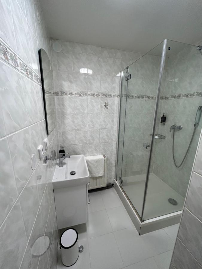 Wellness Penzion Marta Kuklik Bagian luar foto