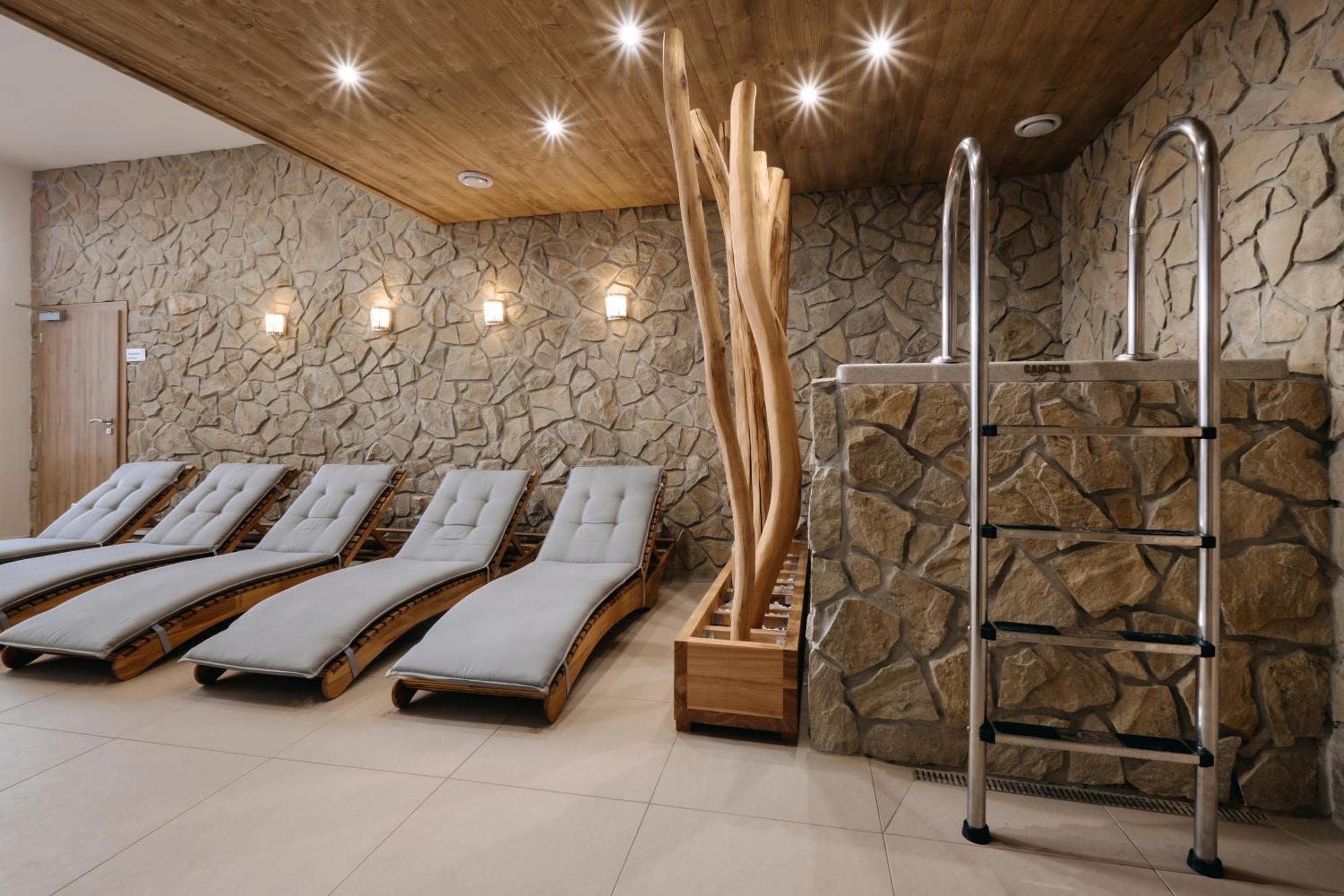 Wellness Penzion Marta Hotel Kuklik Bagian luar foto